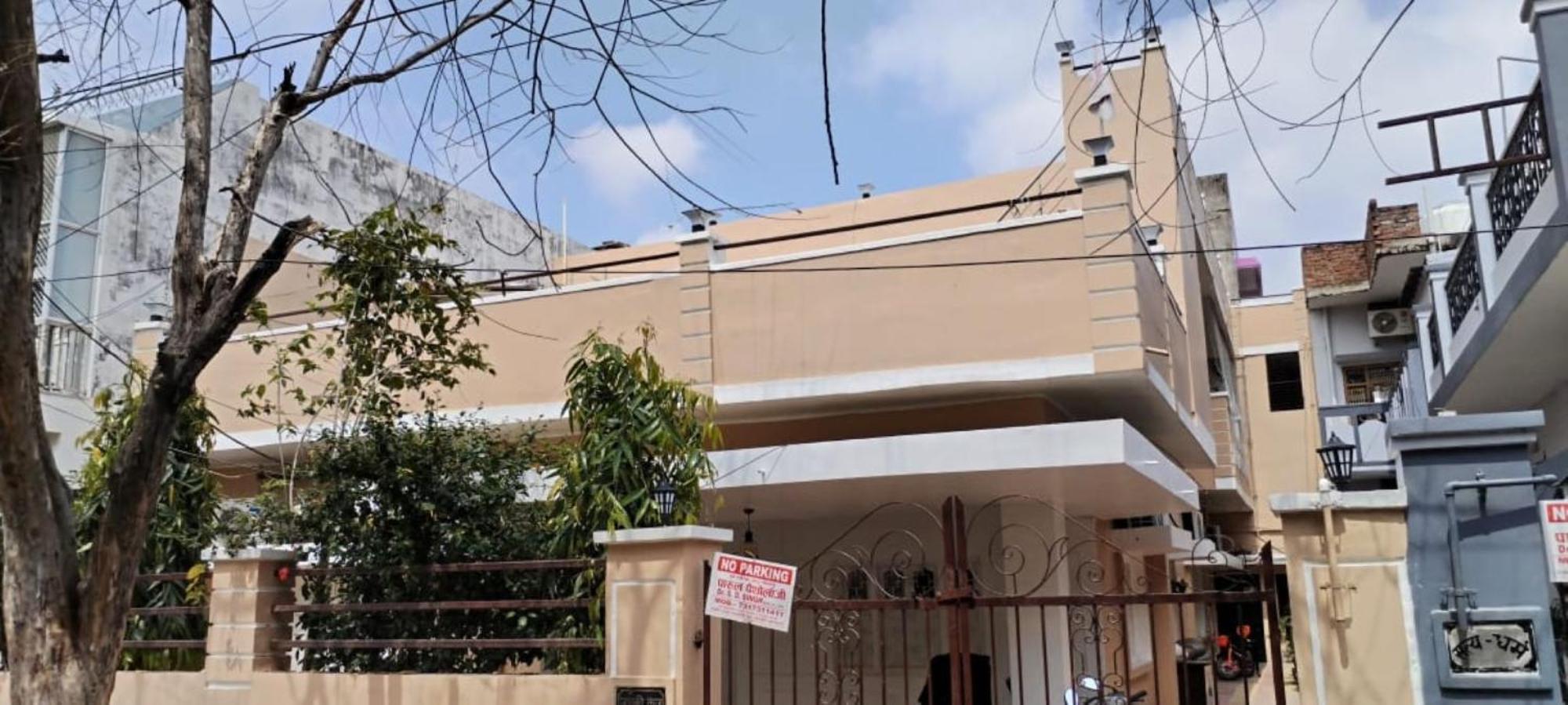 Janki Kunj Varanasi- 3 Room Home Exterior photo